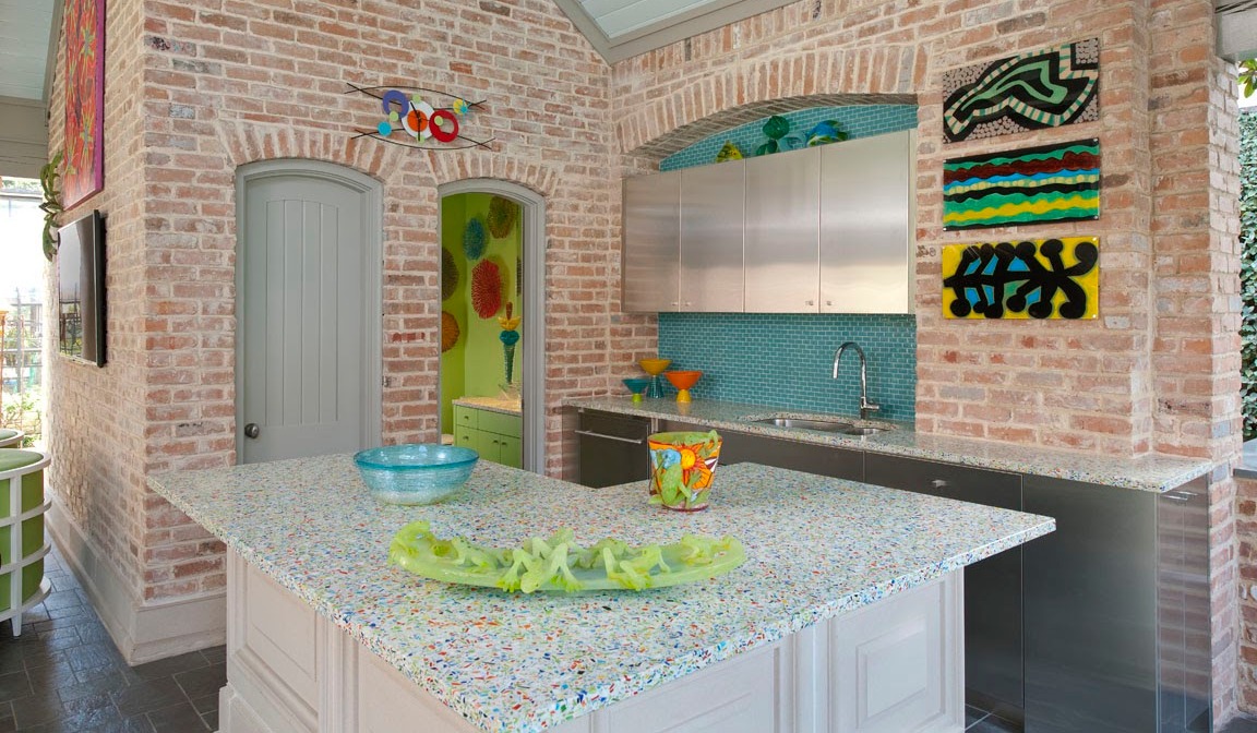 A Texas Ranch Comes to Life With Bright, Bold Color